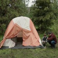 VIDEO: Sneak Peek - ABC's THE NEIGHBORS Go Camping  Video