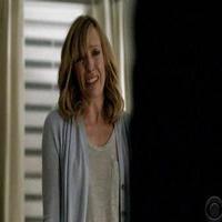VIDEO: Sneak Peek - Toni Collette in New CBS Drama HOSTAGES Video