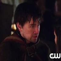 VIDEO: Sneak Peek - 'Long Live the King' Episode of The CW's REIGN Video