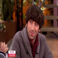 VIDEO: Simon Helberg Chats 'Big Bang Theory' on THE TALK