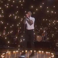 STAGE TUBE: Adam Levine, Maroon 5 Sing Nominated Song 'Lost Stars' from BEGIN AGAIN