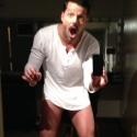 Photo Flash: Ricky Martin's Pantless Tweet Goes Viral; Helps BC/EFA! Video