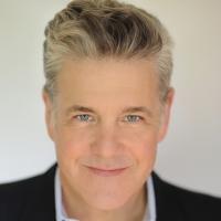 THE FRIDAY SIX: Q&As with Your Favorite Broadway Stars- ALADDIN's Jonathan Freeman Video