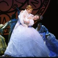 BWW Reviews: RODGERS & HAMMERSTEIN'S CINDERELLA National Tour at Durham Performing Ar Video