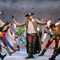 BWW Reviews: Bristol's PIRATES OF PENZANCE - 'Tis a Glorious Thing to be a Pirate Kin Video
