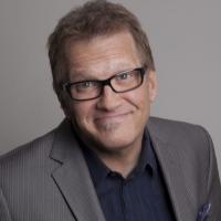 Comedian Drew Carey Brings Evening of Stand-Up to the Mayo Center Tonight Video