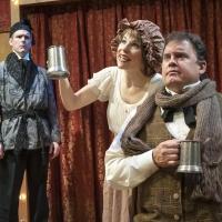 BWW Reviews: Metrostage whirls audiences into holiday spirit with A BROADWAY CHRISTMA Video