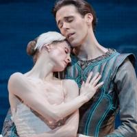BWW Reviews: Houston Ballet's SWAN LAKE is Beautiful Video