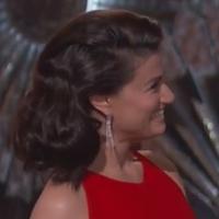 STAGE TUBE: Idina Menzel, Glom Gazingo Bury the Hatchet at Oscars Video