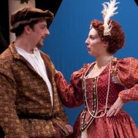 BWW Reviews: STC's HOLIDAY OF ERRORS Makes for a Nicely Naughty Holiday Diversion Video