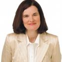 Paula Poundstone Comes to the Warner Theatre, 8/25