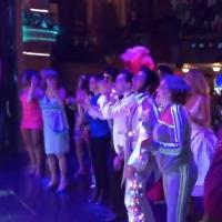 STAGE TUBE: HONEYMOON IN VEGAS Cast Parties Onstage After Final Show