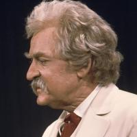 Hal Holbrook Brings MARK TWAIN TONIGHT! to National Theatre, Now thru 4/5 Video
