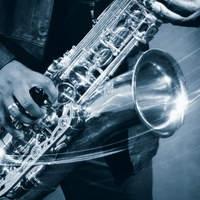 Detroit Marriott at the Renaissance Center Offers Deal During Detroit Jazz Festival  Video