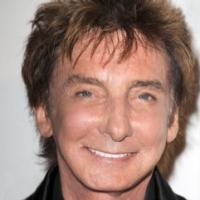 Barry Manilow Headlines 'FROM SELLING JINGLES TO SELLING OUT BROADWAY' Benefit for Ne Video