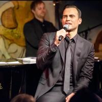 BWW Reviews: With His 'Eyes Wide Open,' Broadway's CHEYENNE JACKSON Gets His Feet Wet in Cabaret at the Café Carlyle