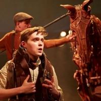 Photo Flash: First Look at New Cast of National Theatre's WAR HORSE Video