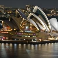 Opera Australia Presents in MAZDA OPERA IN THE BOWL Tonight