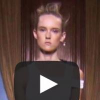 VIDEO: Viktor & Rolf S/S 2015 Runway Show at Paris Fashion Week Video