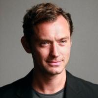 Jude Law Is 'At the Peak of His Powers' as HENRY V Video