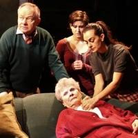 BWW Reviews: AFFLUENCE Proves Family Fortune Does Not Necessarily Guarantee Happiness