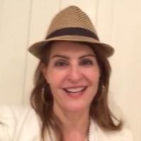 VIDEO: Nia Vardalos Accepts BroadwayWorld Award For Best Performance by a Female in a Video