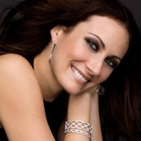 BWW Reviews: Laura Benanti Shares Her Brilliant Vocal Talent at 8th Annual Arts by Ge Video