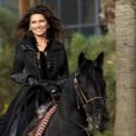Shania Twain's Horse Stampede Ushers In Her Arrival To The Colosseum At Caesars Palac Video