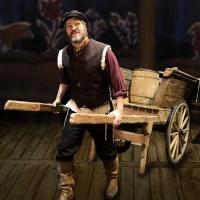 Celebrate the Holidays at the Maltz Jupiter Theatre with FIDDLER ON THE ROOF Video