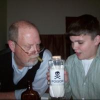 See Leddy Center's IT'S A WONDERFUL LIFE in Costume Tonight and Win a Prize