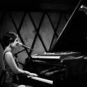 Shaina Taub Plays Solo Acoustic Concert at Room 5 Lounge Tonight, 8/28 Video