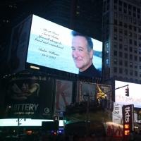 Photo Coverage: Broadway and Times Square Tribute the Late Robin Williams Video