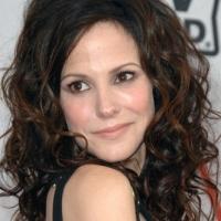 Mary-Louise Parker to Star in New Hallmark Film CHRISTMAS IN CONWAY Video