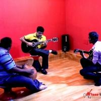 Kapil Srivastava Incorporates Both Traditional Gatham and the Guitar in His Music