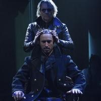 BWW Reviews: RICHARD III Stabs Through Expectations at Folger Theater Video