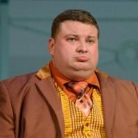 BWW Reviews: GA Shakespeare's ONE MAN, TWO GUVNORS is as Good as a Summer Comedy Gets Video