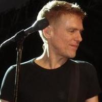 Bryan Adams to Play Fabulous Fox Theatre, 4/14 Video