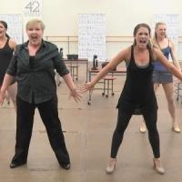 BWW TV: Beat the Drum! Here Comes THOROUGHLY MODERN MILLIE at Paper Mill Playhouse- W Video