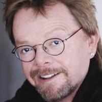 Paul Williams Plays the Cafe Carlyle, 4/23-5/4 Video