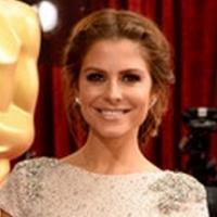 Maria Menounos Accessorized with Ashlyn'd Clutch at Oscars Video