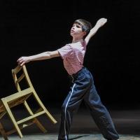 BILLY ELLIOT Welcomes New Billy From Tonight! Video