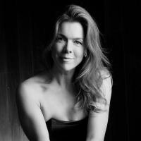 BWW Interviews: Janie Dee - Cabaret, Young Vic, MRS HENDERSON!