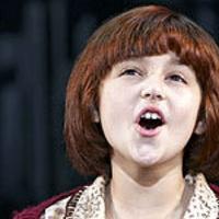BWW Reviews: ANNIE Finds a Home at Saenger Video