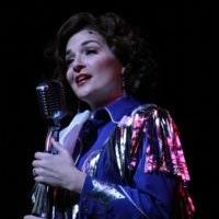 BWW Reviews: Beck Belts Tunes of Legend in A CLOSER WALK WITH PATSY CLINE