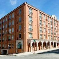 Fall Colors, Distinctive Hotels in Halifax Ideal for Discovering Nova Scotia  Video