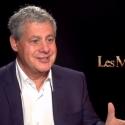 TV Exclusive: LES MIS Producer Cameron Mackintosh on the Cast's Vocal Chops, Why Live Video