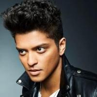 Bruno Mars Performs Tonight at The American Museum of Natural History's 2014 MUSEUM G Video