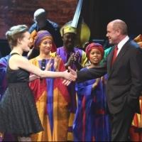 Photo Coverage: Michael Eisner Honored at New 42nd St. Gala- Inside the Curtain Call