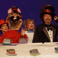 Pushcart Players Bring ALICE IN WONDERLAND to Queensborough College PAC Tonight Video