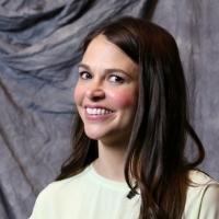 In the Spotlight Series: In the Tonys Photo Booth with Nominee Sutton Foster